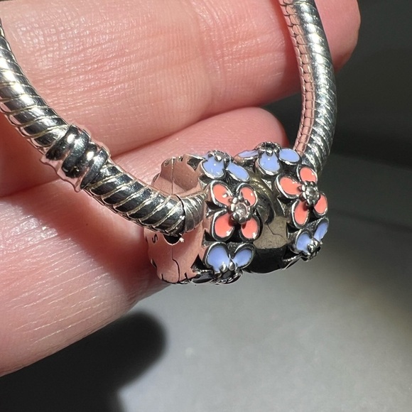 PAIR*** Pink & Purple Flowers Clip Charms - Picture 10 of 16